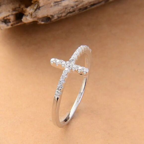 New in Box Cross Ring - Picture 2 of 4